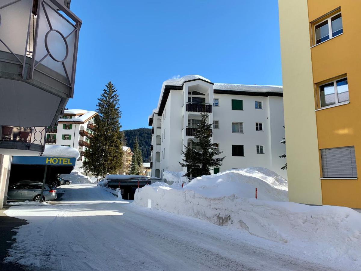 Zentral Bei Kongresshaus, Langlaufloipe, Hallenbad, Garage, Wifi, Voll Ausgestattet - Fewo Gian Davos Kültér fotó